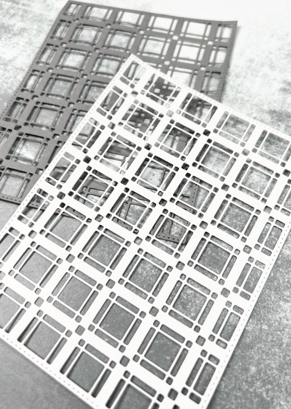 Single Plaid Coverplate Die