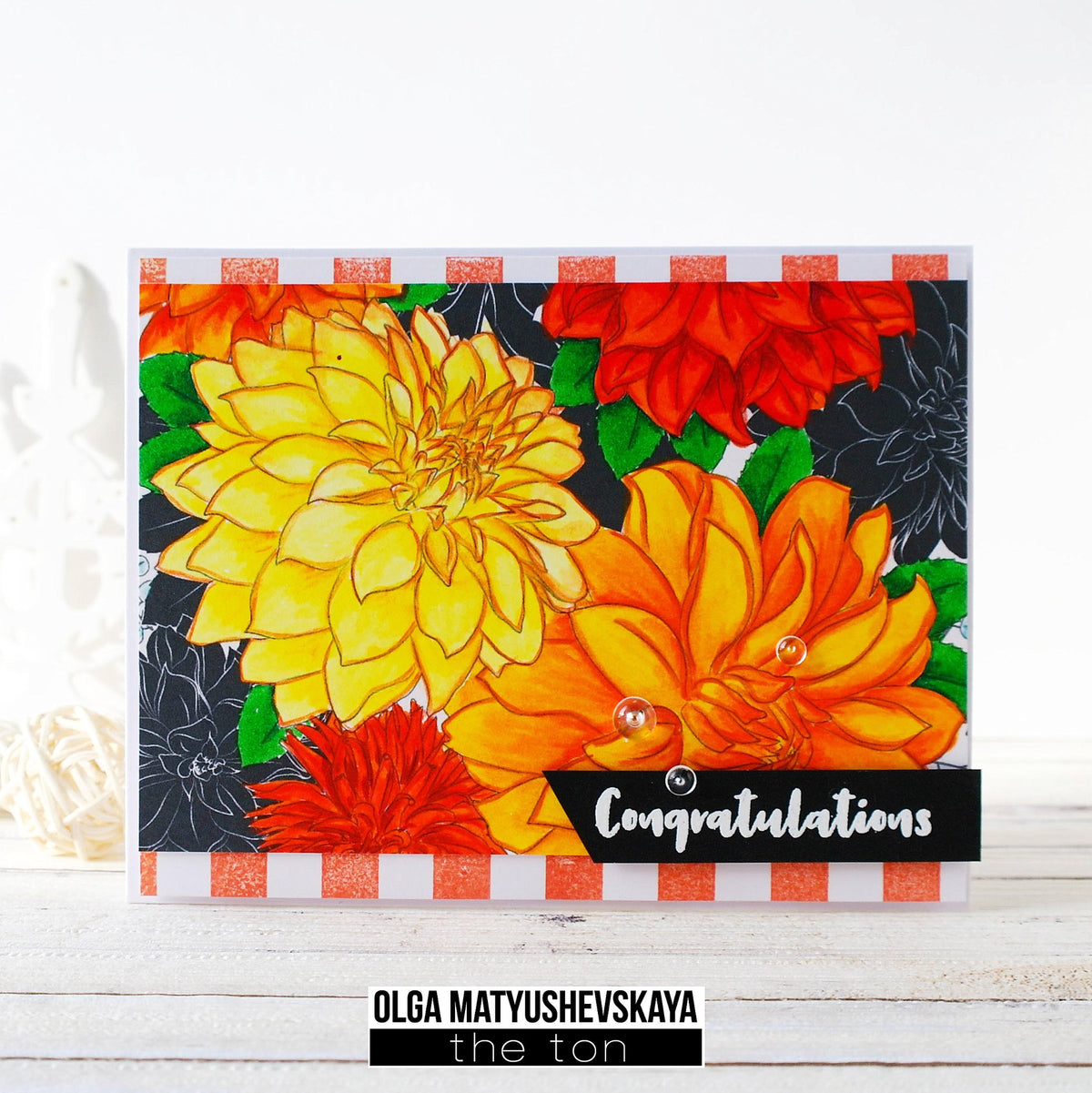 Dahlia Garden Cling Background