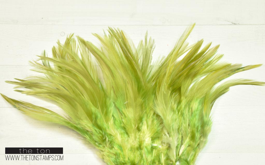 Feathers - Green Simple