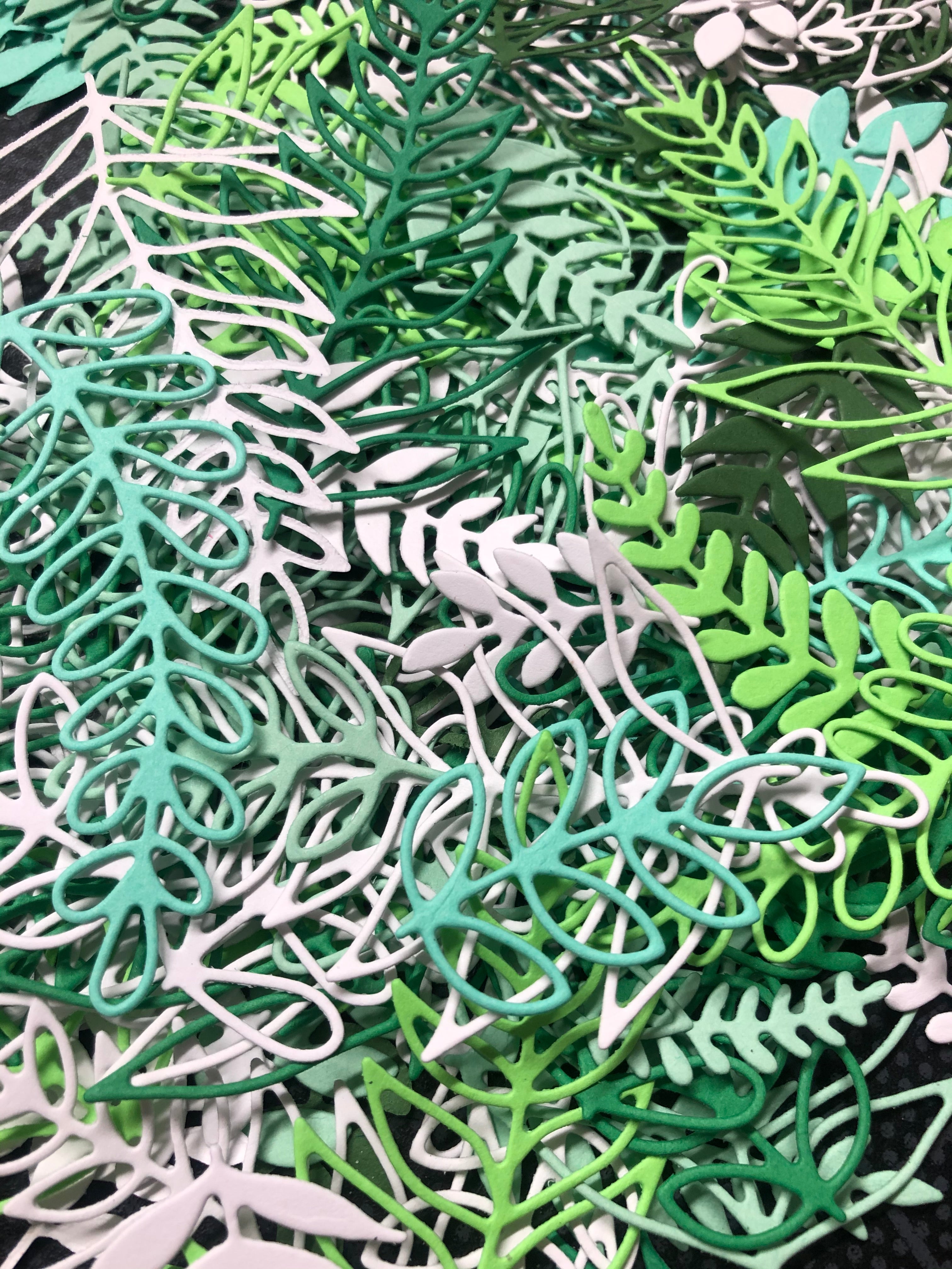 Leafy Bits Coverplate Die