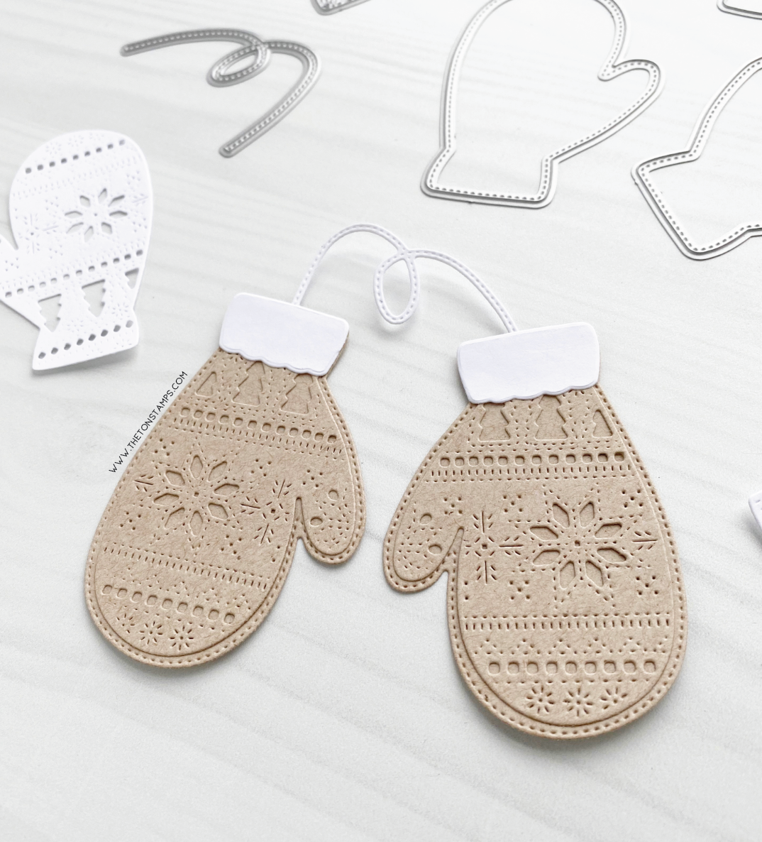 Winter Mittens Dies