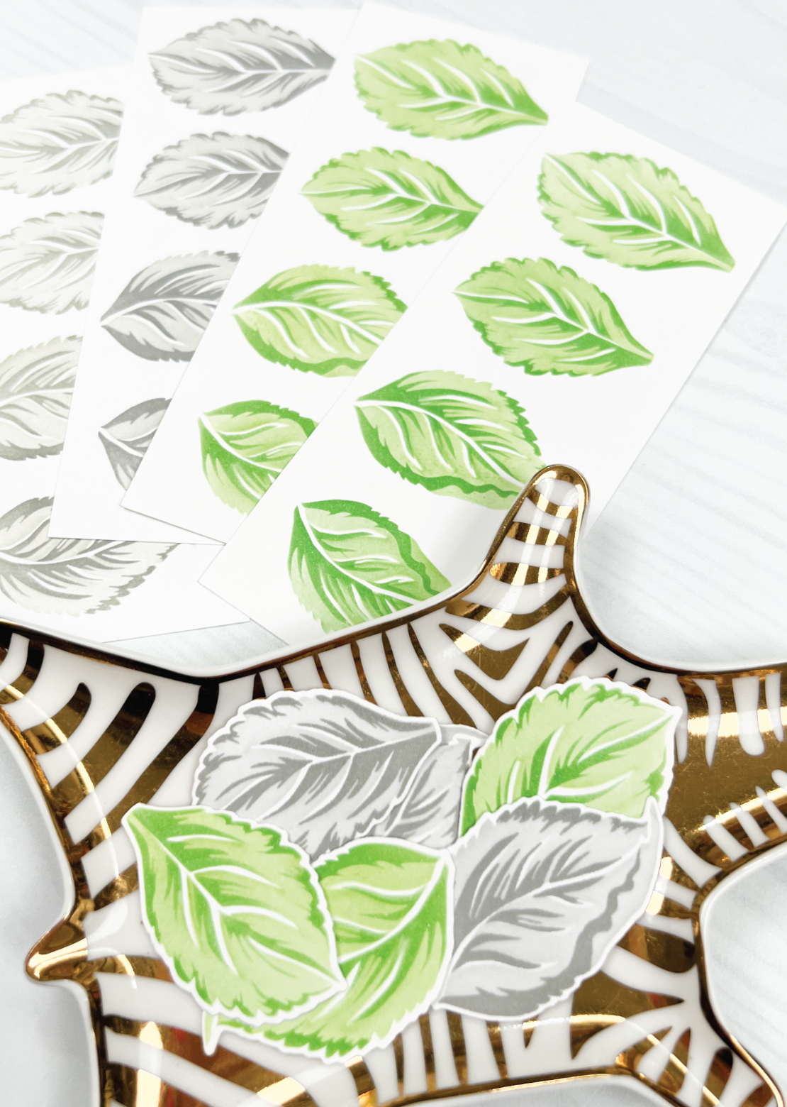 Dahlia Leaves Stencil