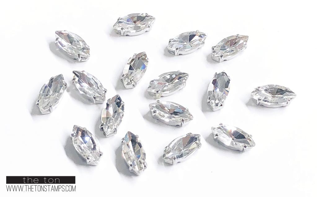 Glass Gems - Clear Marquis 9/16in x 1/2in (Lg)