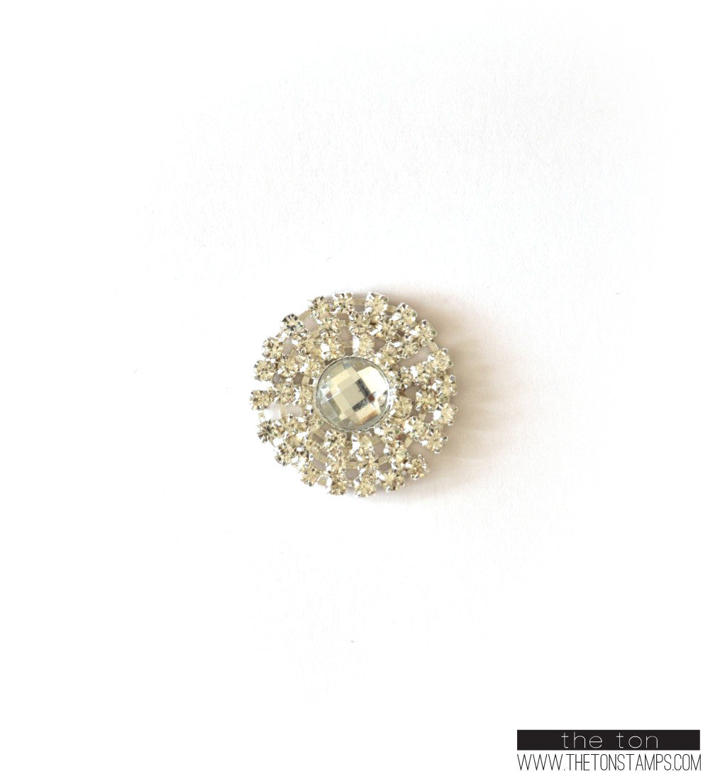 Medallion 4 Crystal Embellishment - Silver