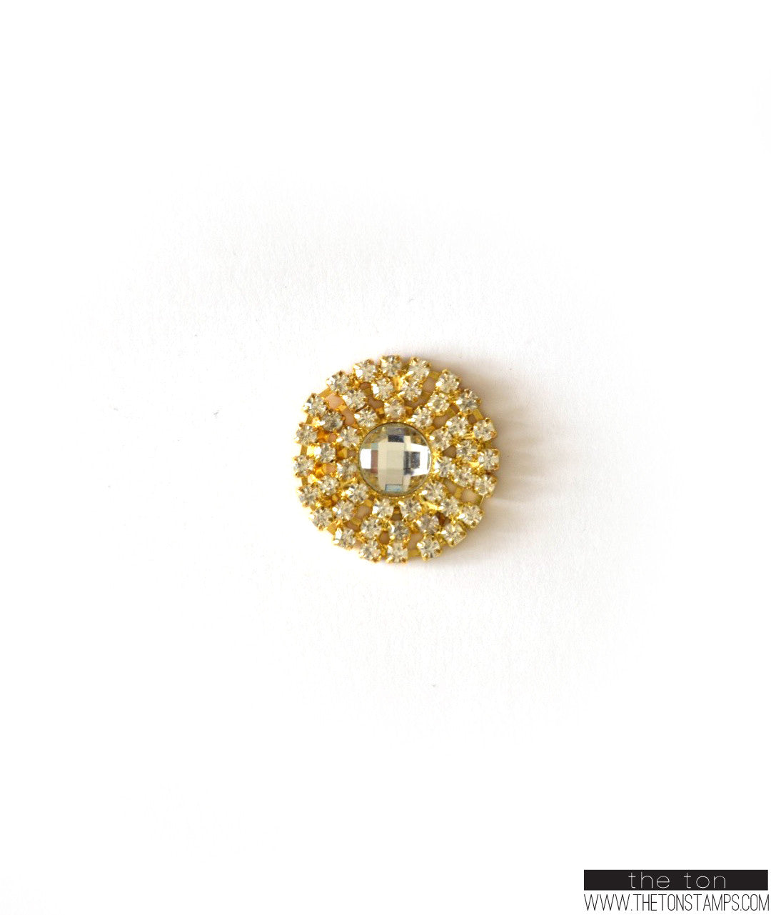 Medallion 4 Crystal Embellishment - Gold